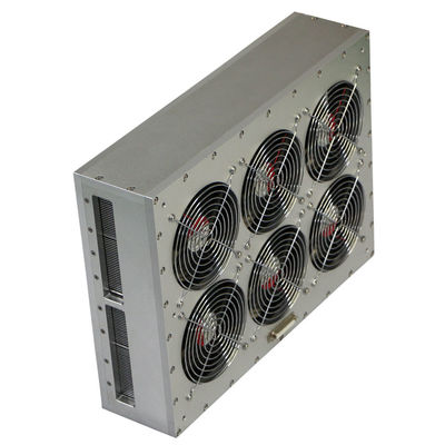 Innowacyjny układ oczyszczania UV LED z soczewkami kwarcowymi do szybkiego suszenia lakierów/laków.