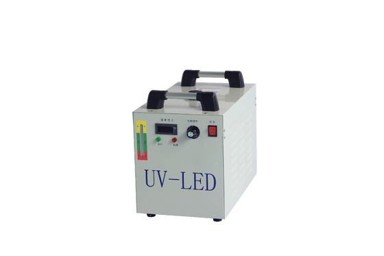Kompaktowe i wysokiej intensywności światło UV LED do automatycznych systemów dystrybucji